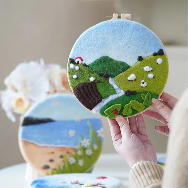 wonofa DIY Wool Needle Felt Starter Kit, Beginner Needle Felt Kit with Wool Felt Bag, Felts Needles, Photo Frame, Foam Mat, Felts Cloth and Instructions for Home Decor, Art Crafts (K2) - Image 4